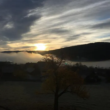 Stoff-maurerguetl Lejlighed *